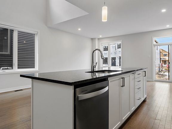 4th image of 1072 Kijik Cres #1
