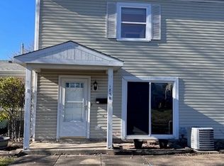 183 Judith Ct UNIT B, Bartlett, IL 60103