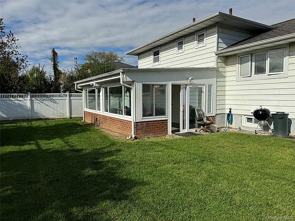 4th image of 3938 Bernice Road