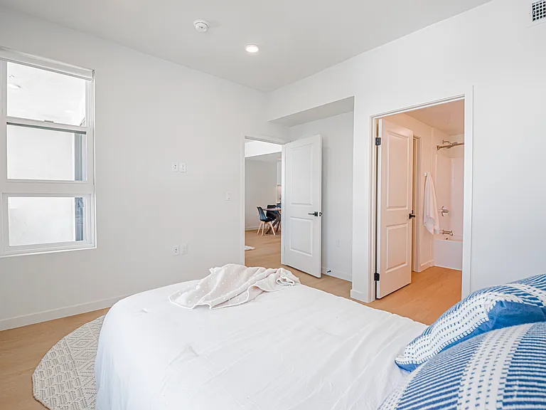 856 Gramercy Drive — Photo 61