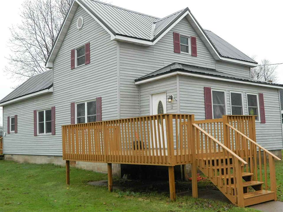 1st image of 104 Birch St