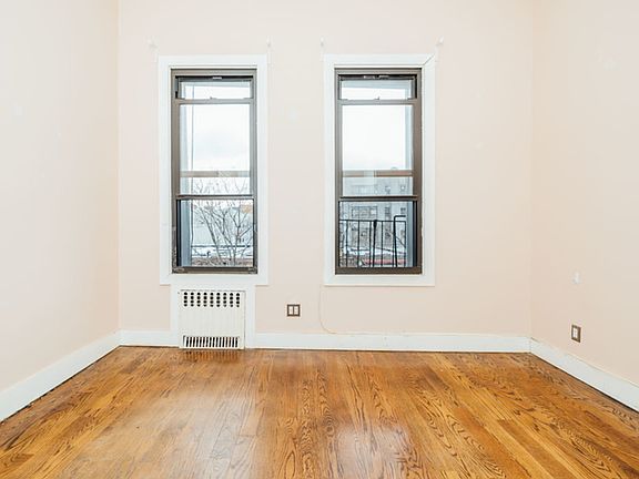 3rd image of 20 Wilson Ave #2A