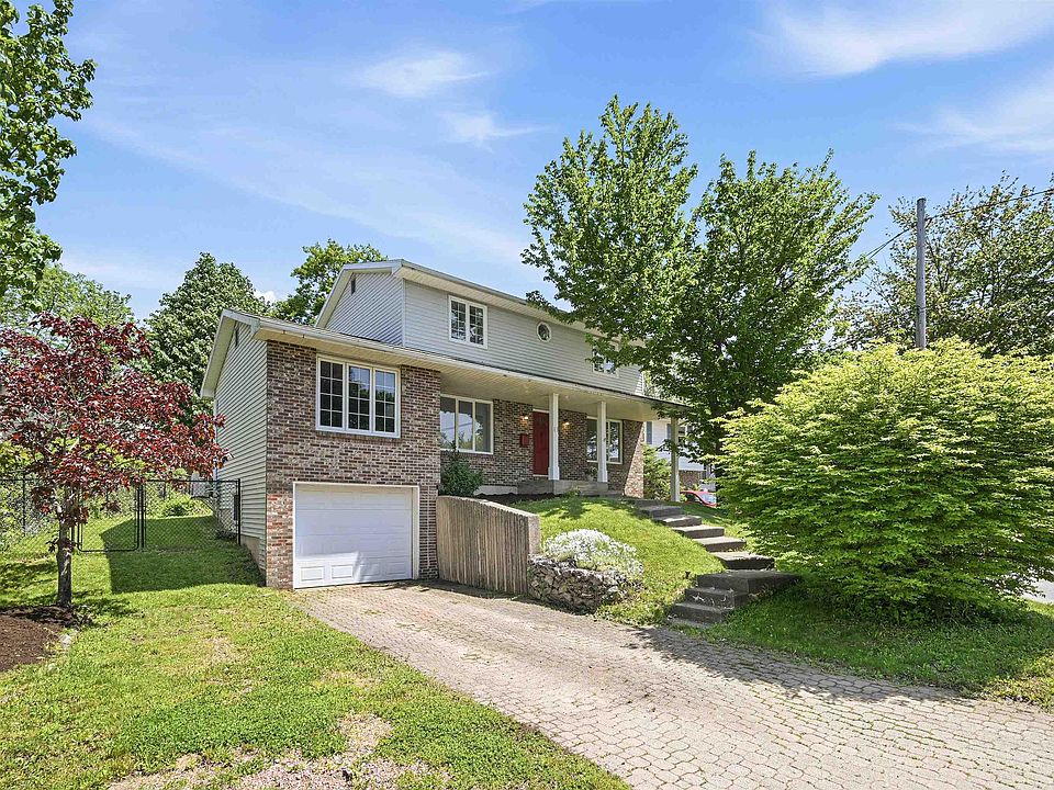1st image of 2 Berkley Brae