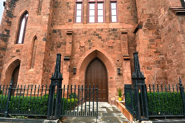 Sold by Corcoran | media 14