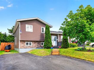 12 Leger Cres, Mount Pearl, NL A1N3S4