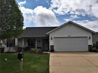 904 Westbrook Dr, Warrenton, MO 63383
