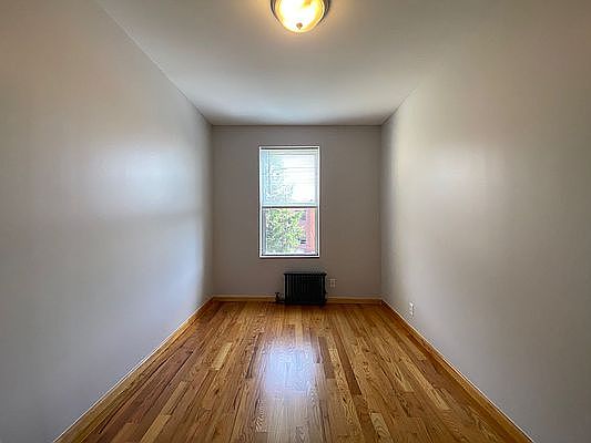 5th image of 30-45 48th St #2R