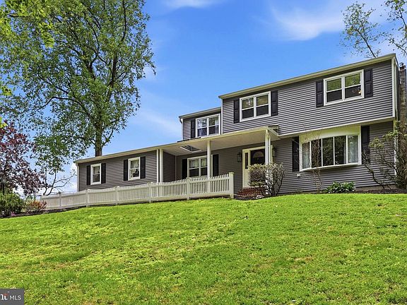 2nd image of 294 Green Valley Rd