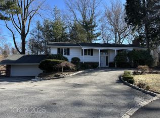 14 Deerhill Ln, Scarsdale, NY