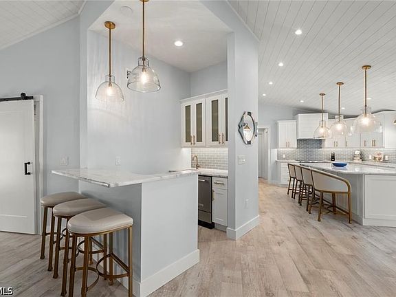 4th image of 4775 Rue Helene