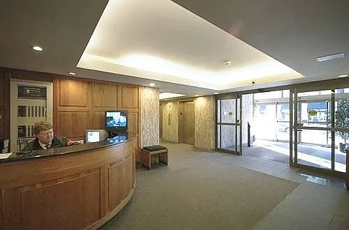 555 E William St #6B — Photo 3