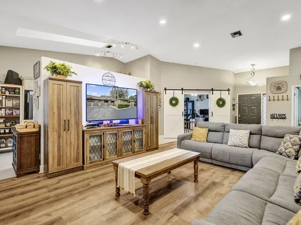 7540 NW 79th Avenue #T5, Tamarac, FL 33321