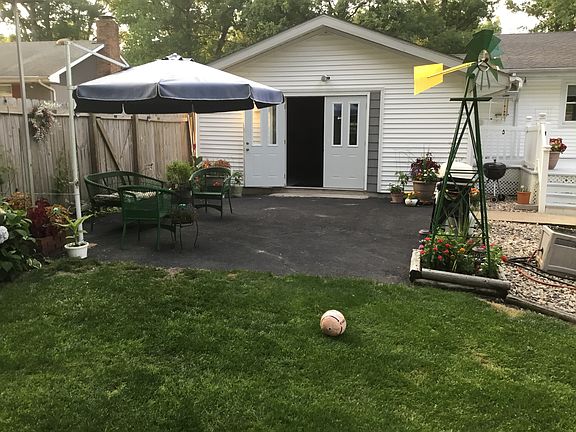 2nd image of 8805 W 129th Pl