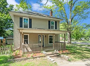 136 Division St, Allegan, MI 49010