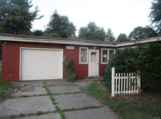 113 Windcrest Dr, Camillus, NY 13031