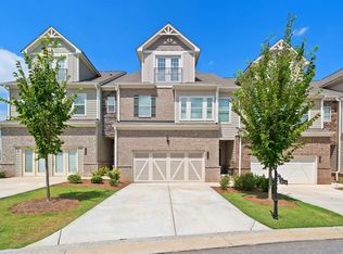1915 Manor Pointe Dr, Cumming, GA 30041
