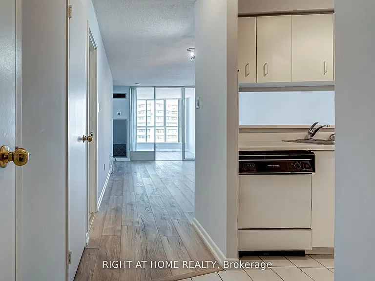 44 Saint Joseph St #2702 — Photo 3