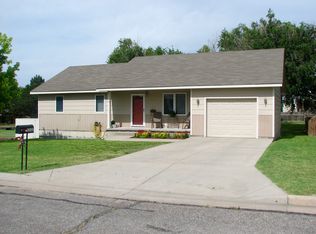 1111 Bristol Ave, Dodge City, KS 67801