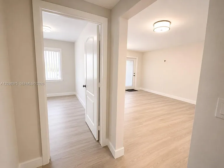 3530 SW 9th Ter #6B — Photo 7