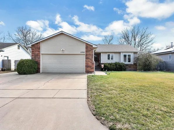 11703 W Kenny Ln, Wichita, KS 67212