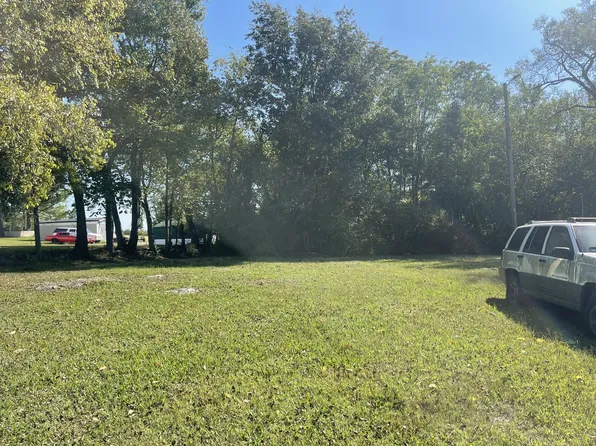 433 7th Ave N, Lewisburg, TN 37091