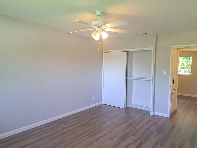 59082 Harvard St N — Photo 23