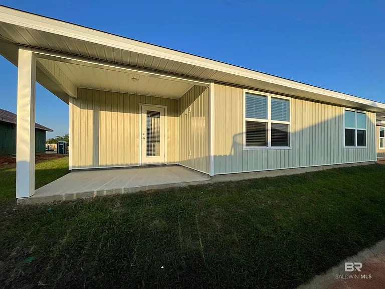 20651 Mercury Dr — Photo 16