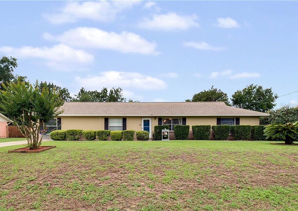 1st image of 2682 NE 60th Ln