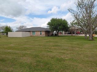 3831 County Road 211, Danbury, TX 77534