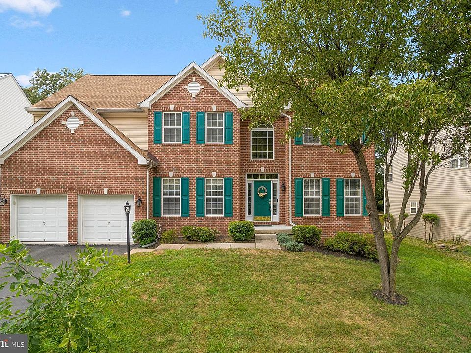 1st image of 8218 Whitebark Ln