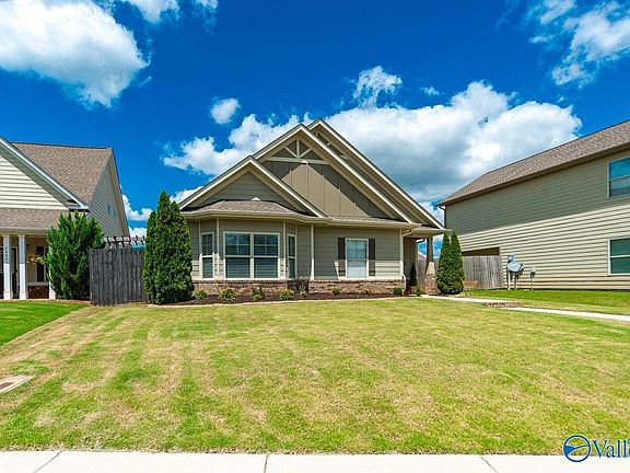 3rd image of 7035 Camrose Ln NW