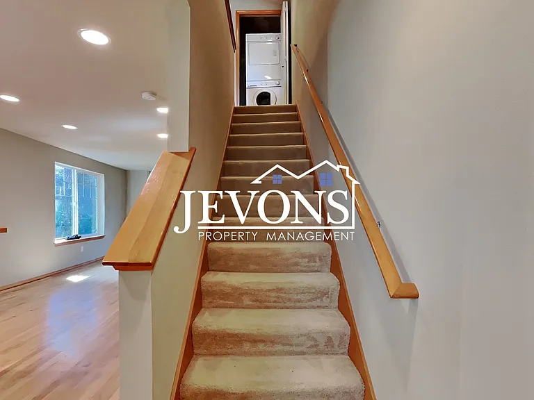 13721 Greenwood Ave N #A — Photo 10