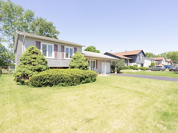 2nd image of 20358 S Graceland Ln