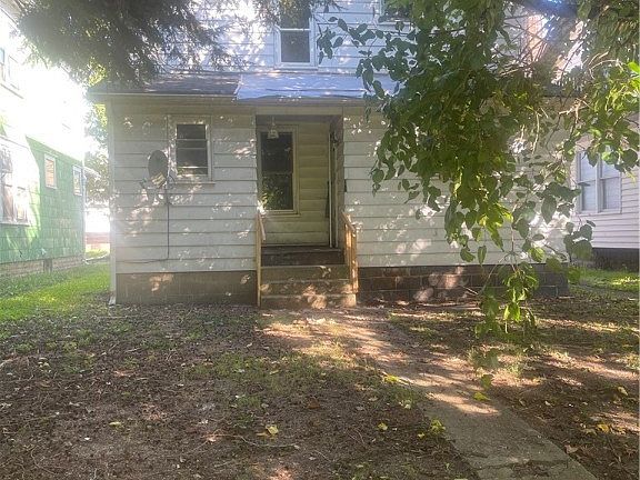 2nd image of 3335 West St