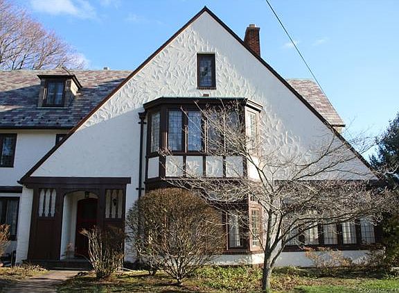 4th image of 255 McKinley Ave