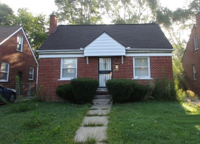 2nd image of 20206 Mitchell St