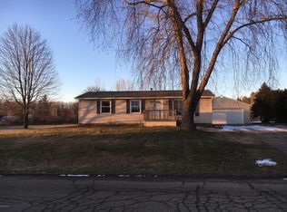 9001 68th St SE, Alto, MI