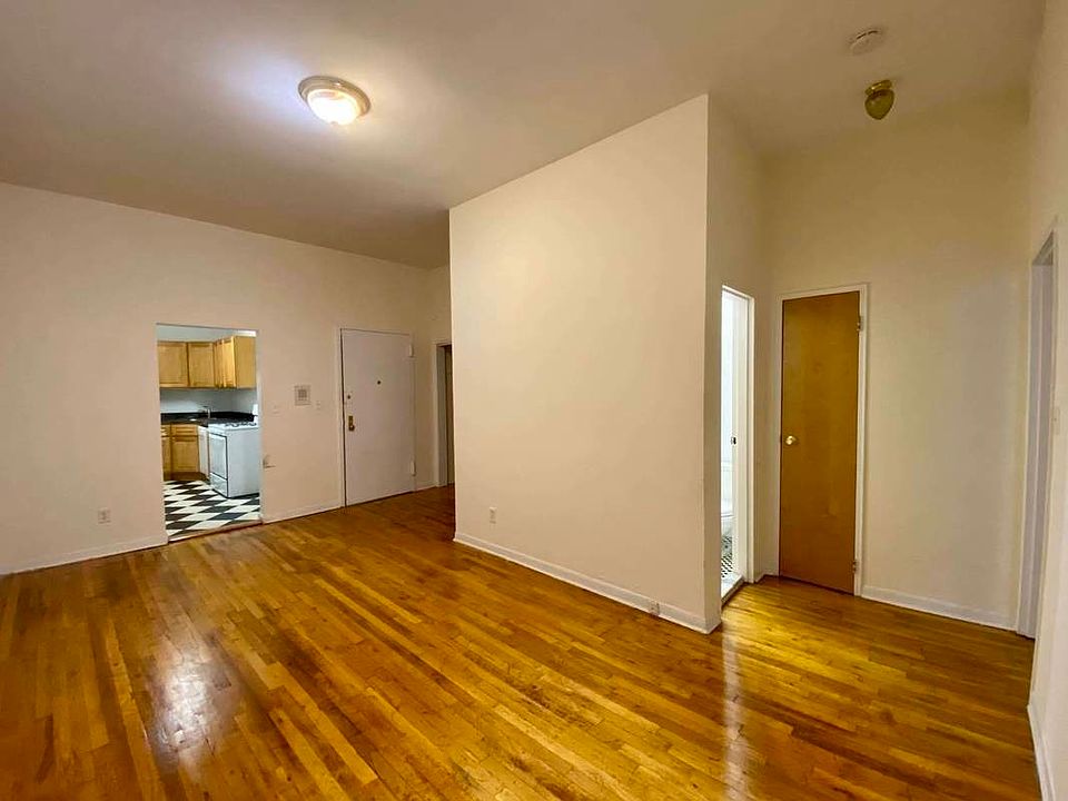 1st image of 216 6th Ave #1DD