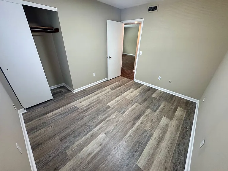 2349 N 4th Street — Photo 22