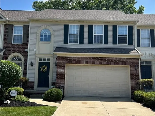 2903 Stratford Way, Willoughby Hills, OH 44092