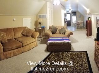 1131 Kearney St APT B2, Manhattan, KS 66502