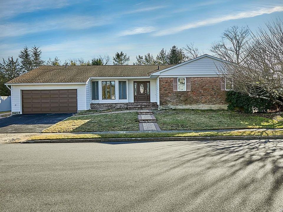 1st image of 10 Strully Drive
