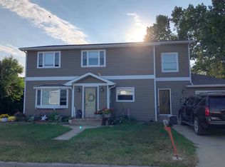 242 S Adams St, Plentywood, MT 59254