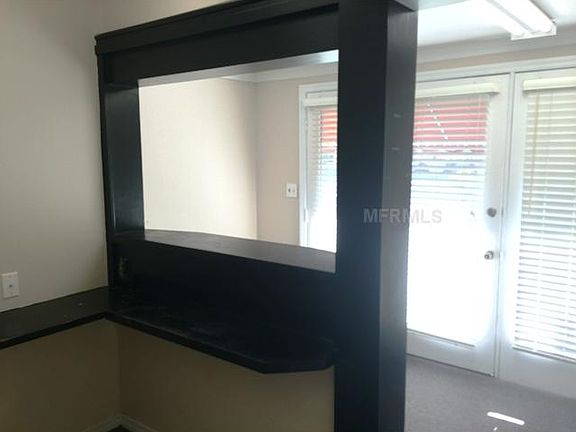 3rd image of 32 N Bumby Ave