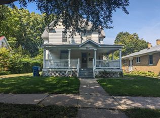 704 W White St APT 2, Champaign, IL