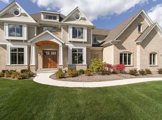 5N134 Prairie Rose Dr, St Charles, IL 60175