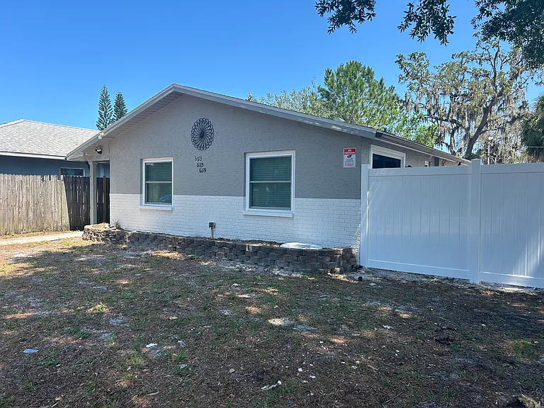 Newly updated two-bedroom, 1 bath villa near the heart of New Port Richey and lives like a home!