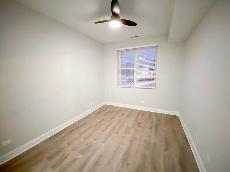 3108 N. Milwaukee Ave. — Photo 10