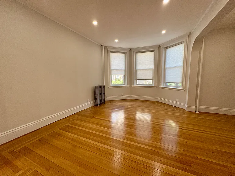90 Fuller St #1 — Photo 18