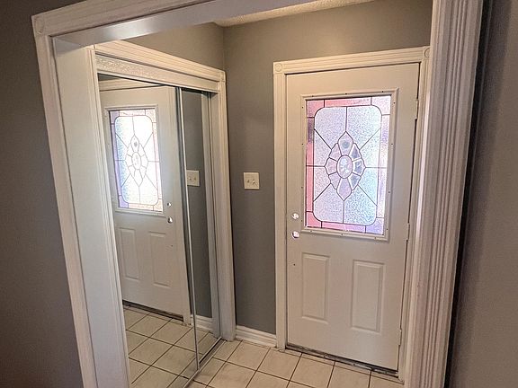 2nd image of 42 Toba Cres
